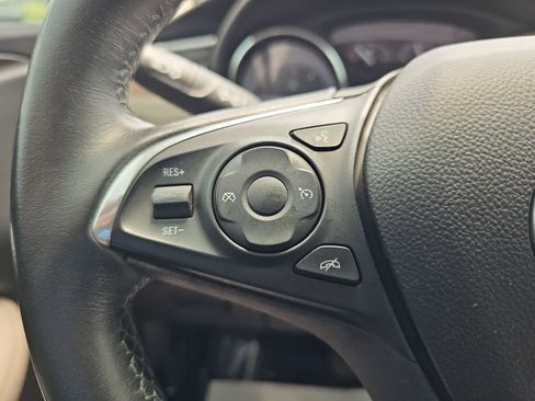 Used 2020 Buick Envision Preferred AWD/4WD image 14
