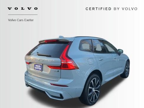 Certified 2025 Volvo XC60 B5 Plus image 10