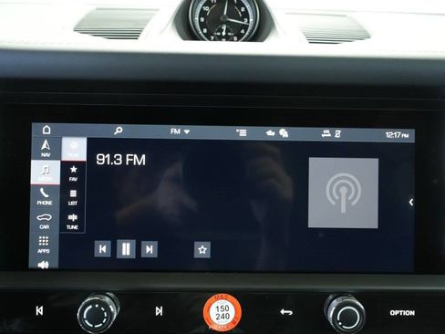 New 2026 Porsche Macan image 18