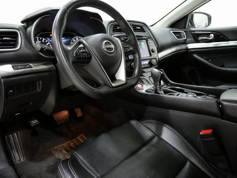 Used 2023 Nissan Maxima SV w/ Floor Mat Group image 9