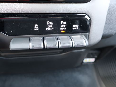 New 2026 RAM 1500 Warlock AWD/4WD image 16