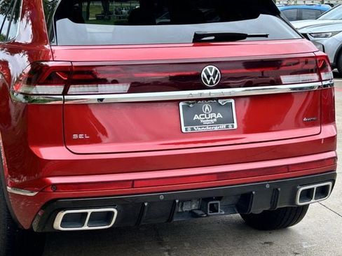 Used 2025 Volkswagen Atlas Cross Sport SEL Premium R-Line AWD/4WD image 6