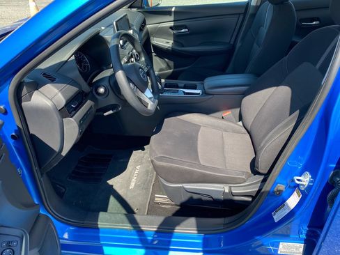 Used 2023 Nissan Sentra SV FWD image 30