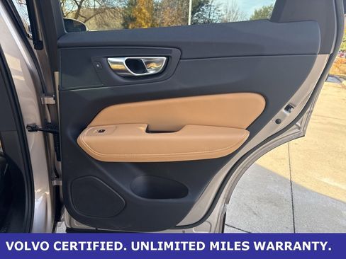 Certified 2023 Volvo XC60 B6 Ultimate image 15
