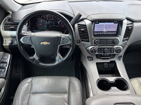 Used 2020 Chevrolet Tahoe LT image 3