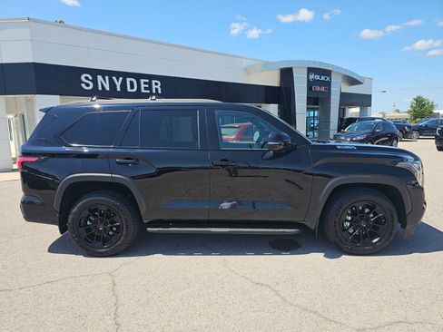 Used 2025 Toyota Sequoia Limited AWD/4WD image 49