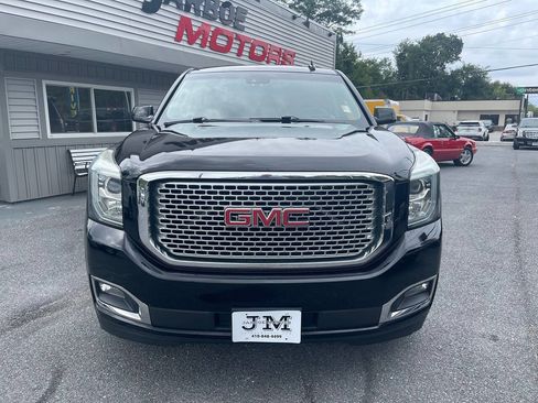 Used 2015 GMC Yukon XL Denali w/ Premium Package image 2