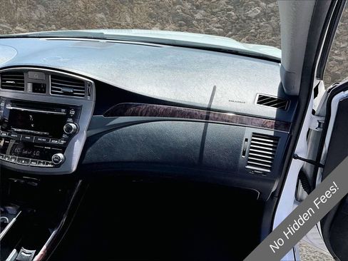 Used 2011 Toyota Avalon FWD image 14
