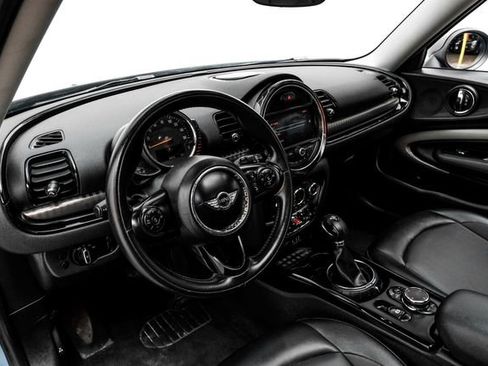 Used 2016 MINI Cooper Clubman image 3