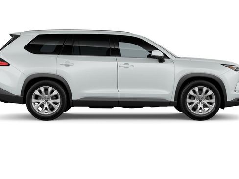 New 2026 Toyota Grand Highlander FWD image 12