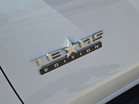 Used 2024 Chevrolet Silverado 2500 LT w/ Texas Edition AWD/4WD image 12