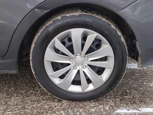 Used 2019 Subaru Impreza 2.0i image 12