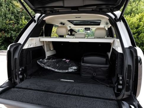 New 2026 Land Rover Range Rover Long Wheelbase SE AWD/4WD image 63