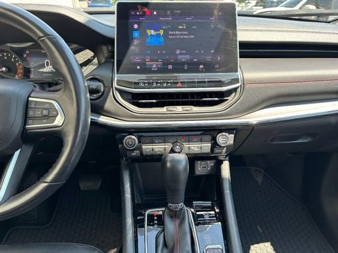 Used 2022 Jeep Compass Trailhawk w/ Sun and Sound Group AWD/4WD image 17