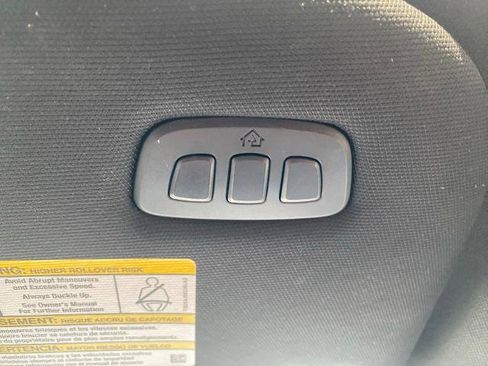 Certified 2021 Ford Expedition XLT image 26