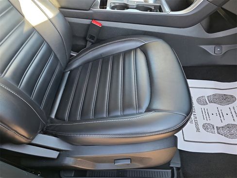 Certified 2023 Ford Edge SEL image 39