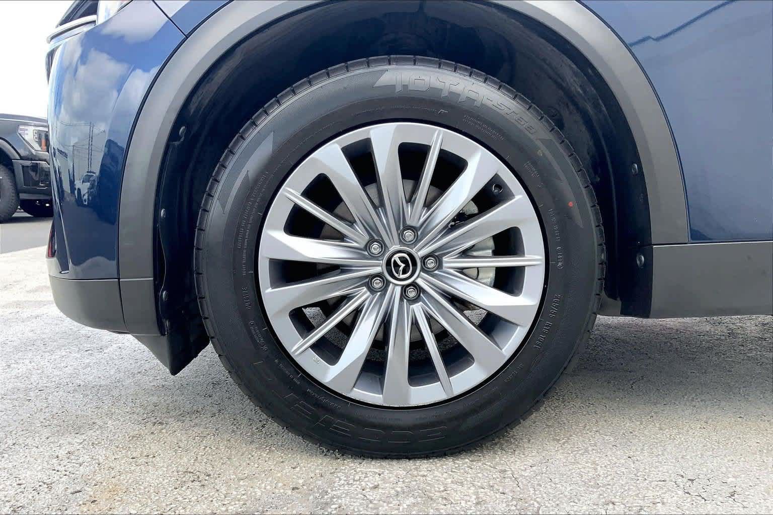 Used 2024 MAZDA CX-90 3.3 Turbo w/ Preferred Plus AWD/4WD image 8