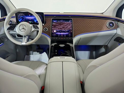 Certified 2023 Mercedes-Benz EQE 350+ 4MATIC SUV image 26