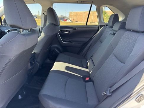 Used 2024 Toyota RAV4 XLE w/ Convenience Package image 13