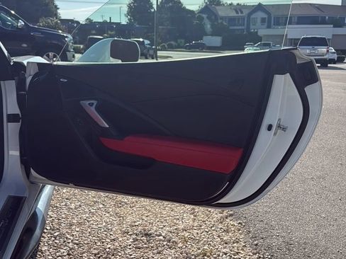 Used 2019 Chevrolet Corvette Stingray Convertible Z51 2LT RWD image 35