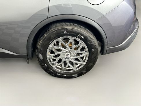 Used 2018 Nissan Murano SV FWD image 11