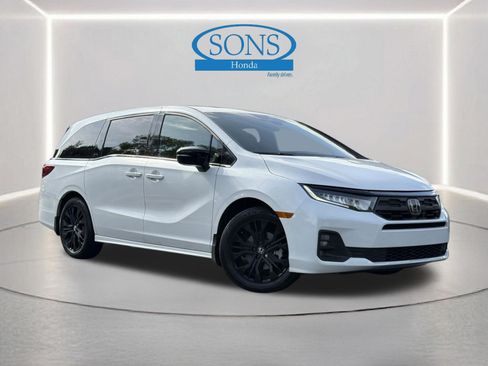 Certified 2025 Honda Odyssey Sport-L image 2