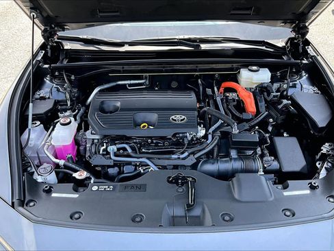 Used 2024 Toyota Crown Limited w/ Advanced Technology Package image 32