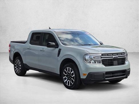 Certified 2024 Ford Maverick Lariat image 3