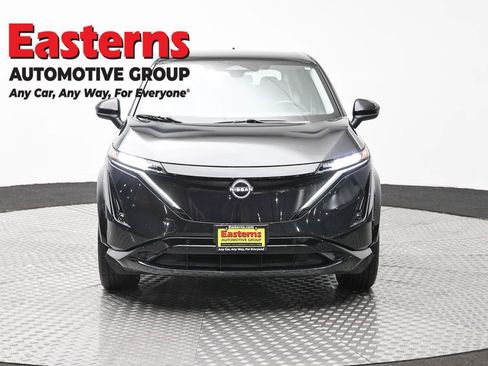 Used 2023 Nissan Ariya AWD image 2