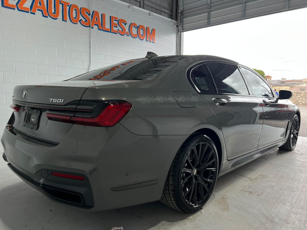 Used 2022 BMW 750i xDrive w/ Executive Package AWD/4WD image 5