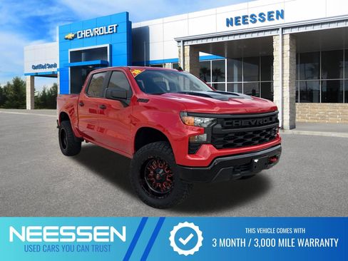 Used 2026 Chevrolet Silverado 1500 Custom Trail Boss w/ Dark Appearance Package AWD/4WD image 1
