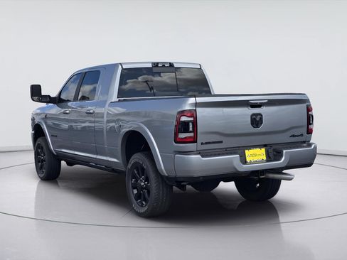 Used 2022 RAM 3500 Laramie AWD/4WD image 6