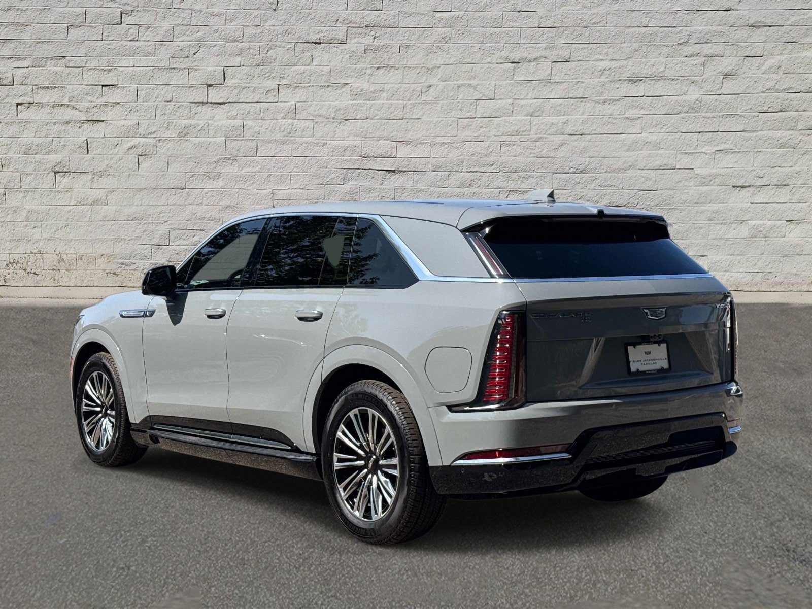 New 2026 Cadillac Escalade IQ Luxury 1 w/ LPO, Floor Liner Package AWD/4WD image 3