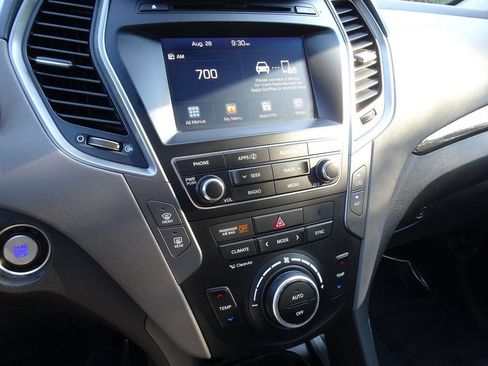 Used 2018 Hyundai Santa Fe Sport w/ 2.4L Value Package 02 FWD image 15