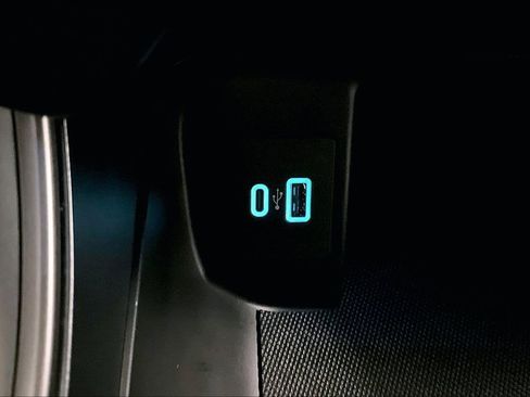 Used 2024 Ford F150 XLT w/ Equipment Group 302A MID image 32