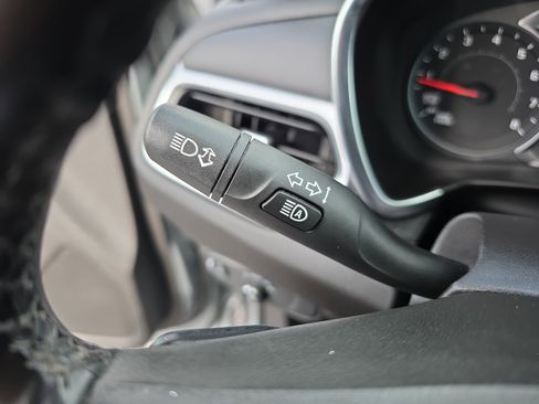 Used 2024 Chevrolet Equinox LT FWD image 26