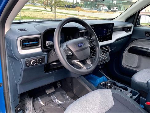 Used 2025 Ford Maverick XLT FWD image 13