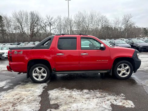 Used 2012 Chevrolet Avalanche LS w/ All-Star Edition image 4