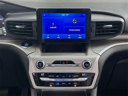 Used 2021 Ford Explorer XLT w/ Class III Trailer Tow Package image 16