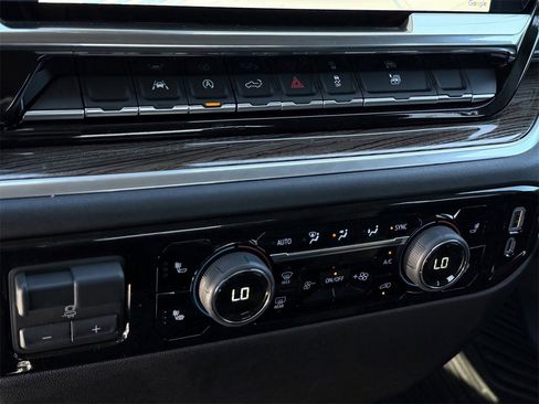 New 2026 Chevrolet Silverado 1500 LT image 17