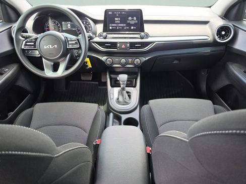 Used 2024 Kia Forte LXS w/ LXS Technology Package FWD image 22