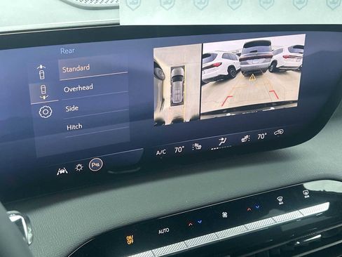 New 2026 Buick Enclave Sport Touring w/ Power Package AWD/4WD image 15
