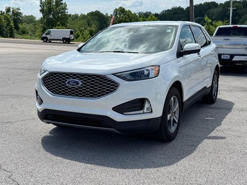 Used 2024 Ford Edge SEL w/ Convenience Package AWD/4WD image 8