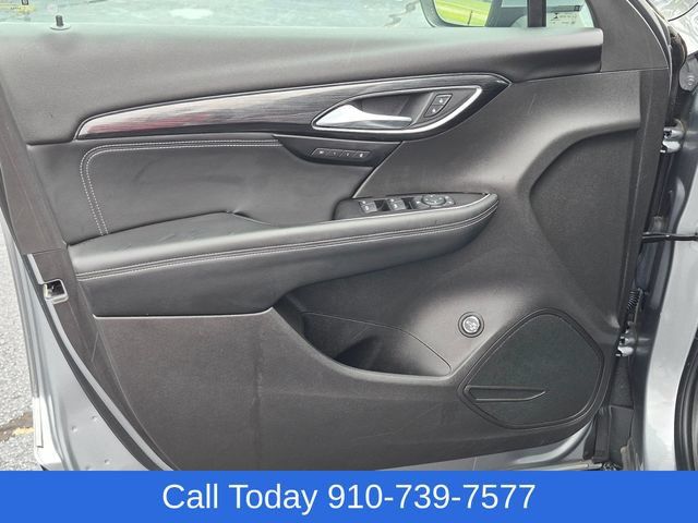 Used 2023 Buick Envision Essence FWD image 12