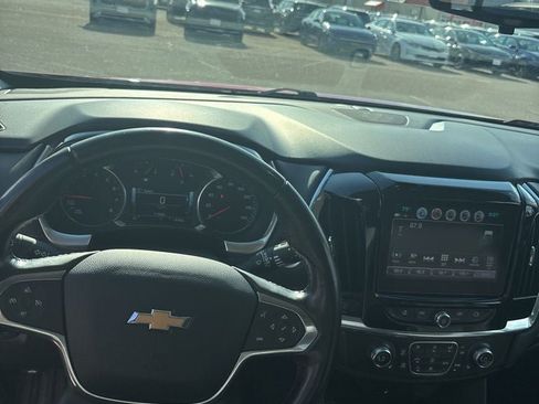 Used 2019 Chevrolet Traverse RS w/ LPO, Floor Liner Package AWD/4WD image 14