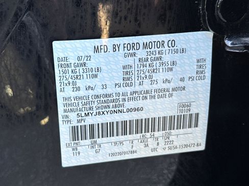 Certified 2022 Lincoln Aviator Grand Touring w/ Equipment Group 301A image 29