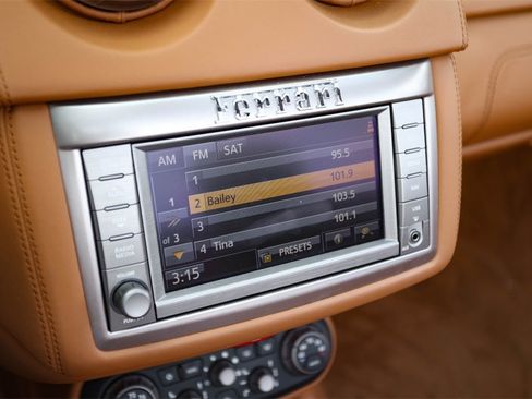 Certified 2012 Ferrari California image 34