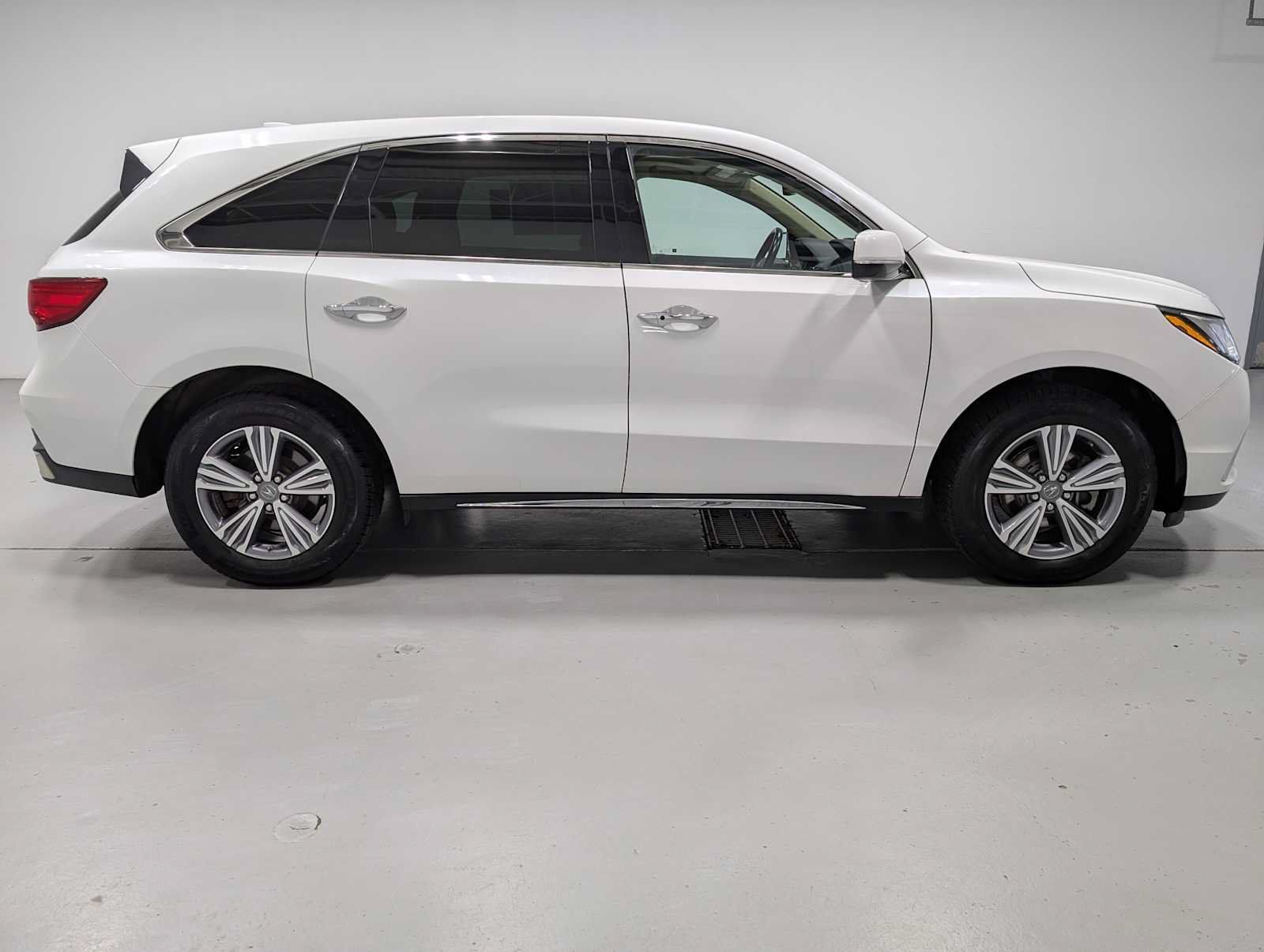 Used 2020 Acura MDX SH-AWD image 7
