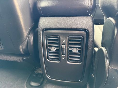 Used 2023 Dodge Durango SXT Launch Edition RWD image 15