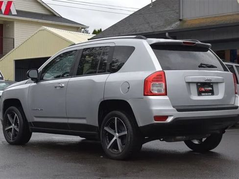 Used 2012 Jeep Compass Sport FWD image 2
